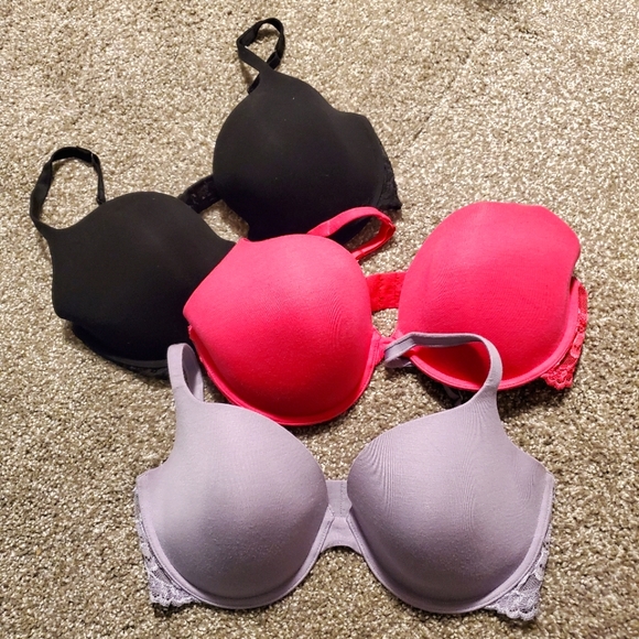 2/$75 36DD ultra soft bras! Black, pink, lavender